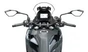 Versys 900