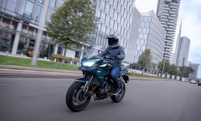 Versys 650