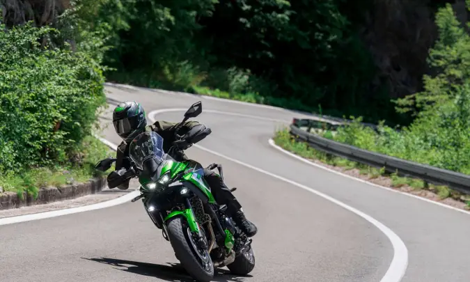 Versys 900 SE