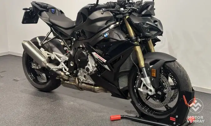 BMW S 1000 R model E/P 2026