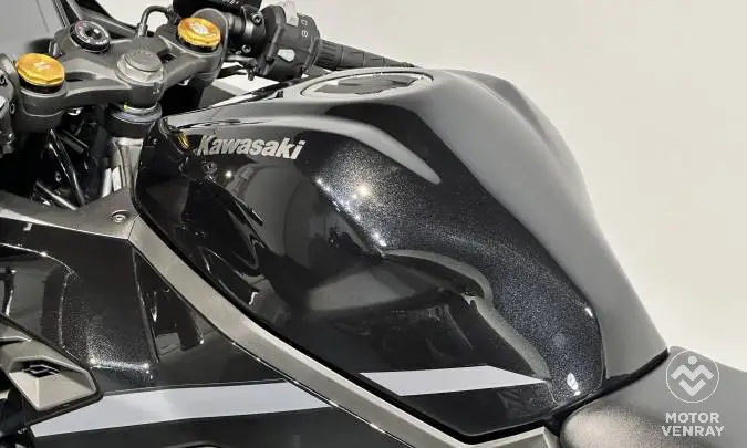 Kawasaki ZX-4RR 2026