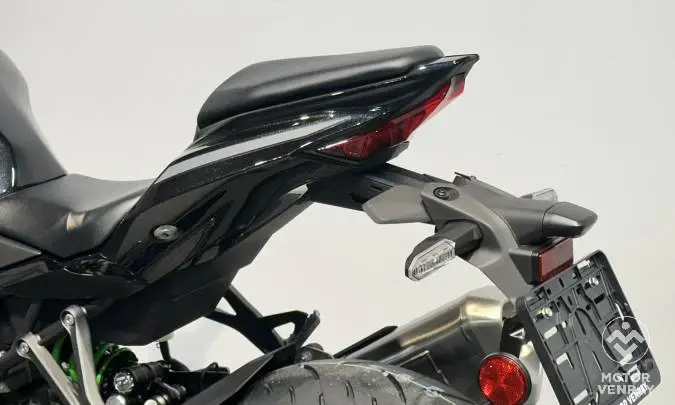 Kawasaki ZX-4RR 2026