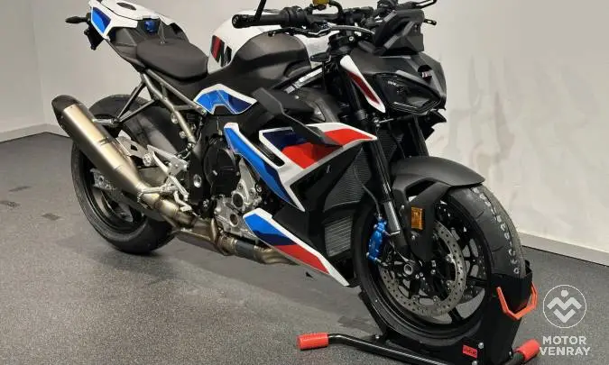 BMW M 1000 R 2026
