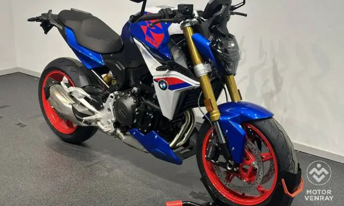 BMW F 900 R 2026