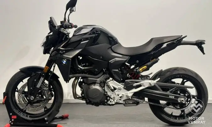 BMW F 900 R 2026