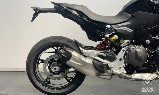 BMW F 900 R 2026