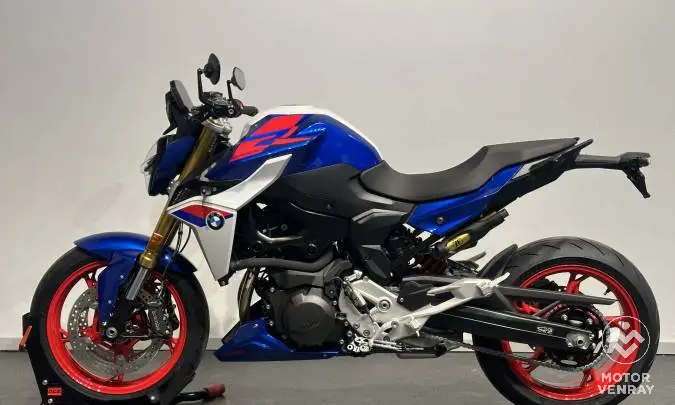 BMW F 900 R 2026