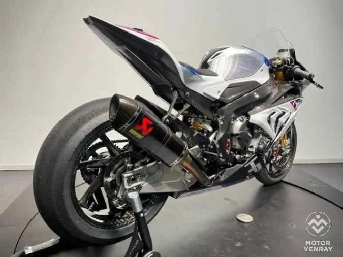 BMW HP4 Race 2017