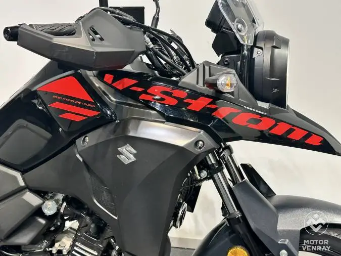 Suzuki DL250A 2021