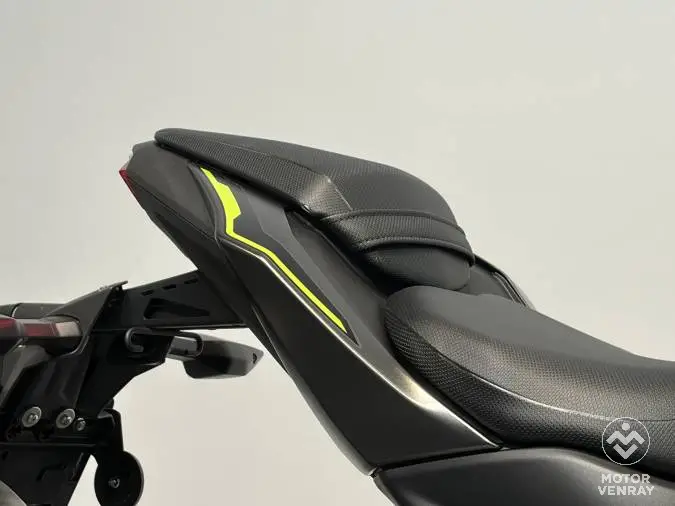 Kawasaki Z125 2025