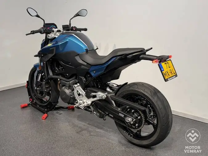 BMW F 900 R 2025