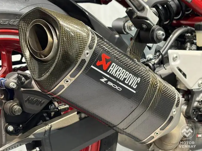Kawasaki Z900 Performance 2023