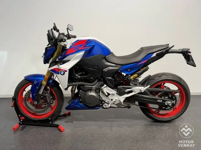 BMW F 900 R 2026