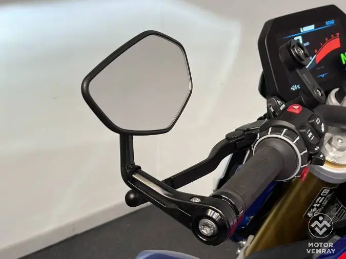 BMW F 900 R 2026