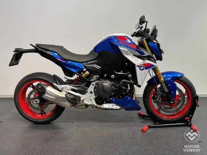 BMW F 900 R 2026