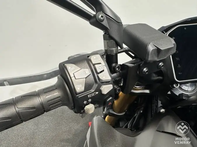 Kawasaki Z1100 SE 2025