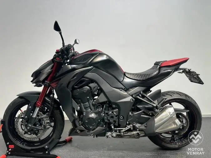 Kawasaki Z1000 2016