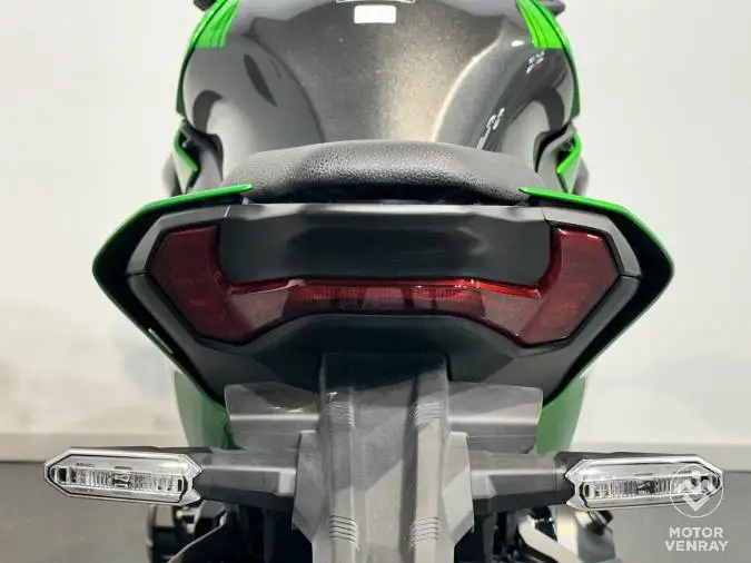 Kawasaki Z900 2026