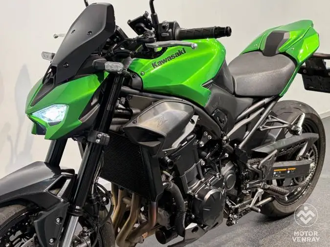 Kawasaki Z900 Performance 2026