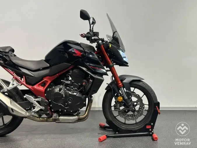 Honda CB750 Hornet 2023