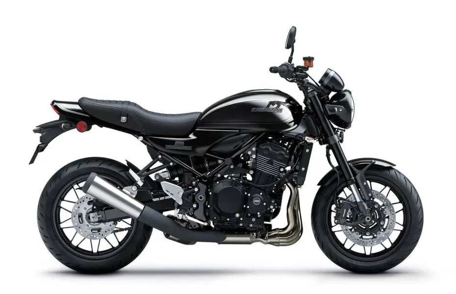 Kawasaki Z900 RS Black Ball Edition 2026
