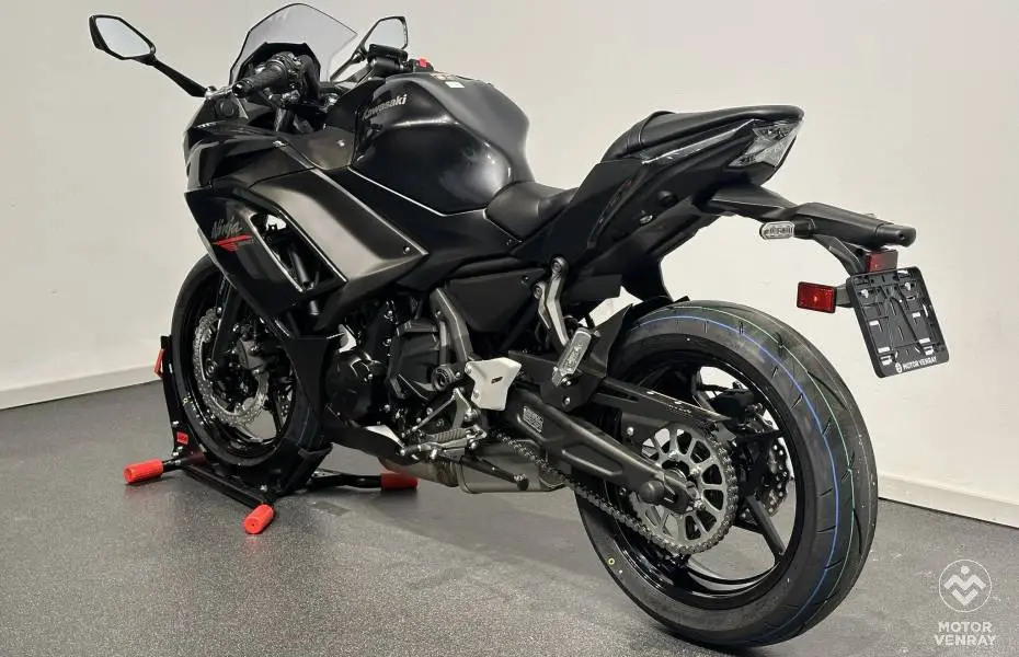 Kawasaki Ninja 650 2026