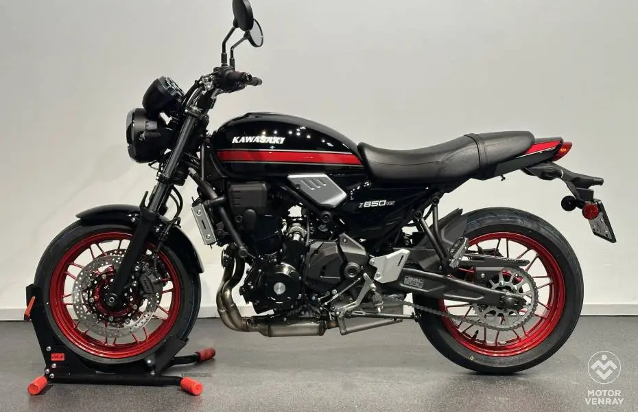 Kawasaki Z650 RS 2026