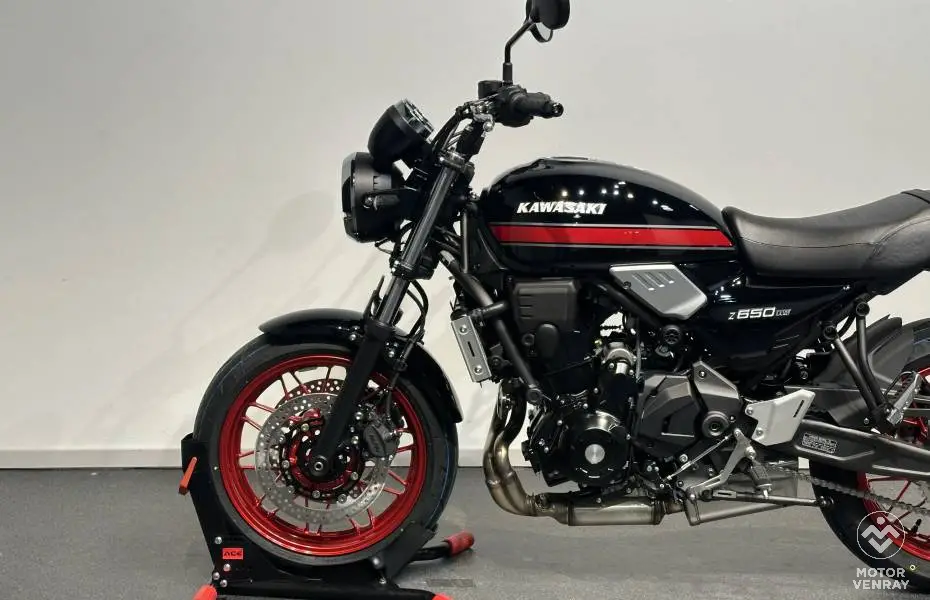 Kawasaki Z650 RS 2026