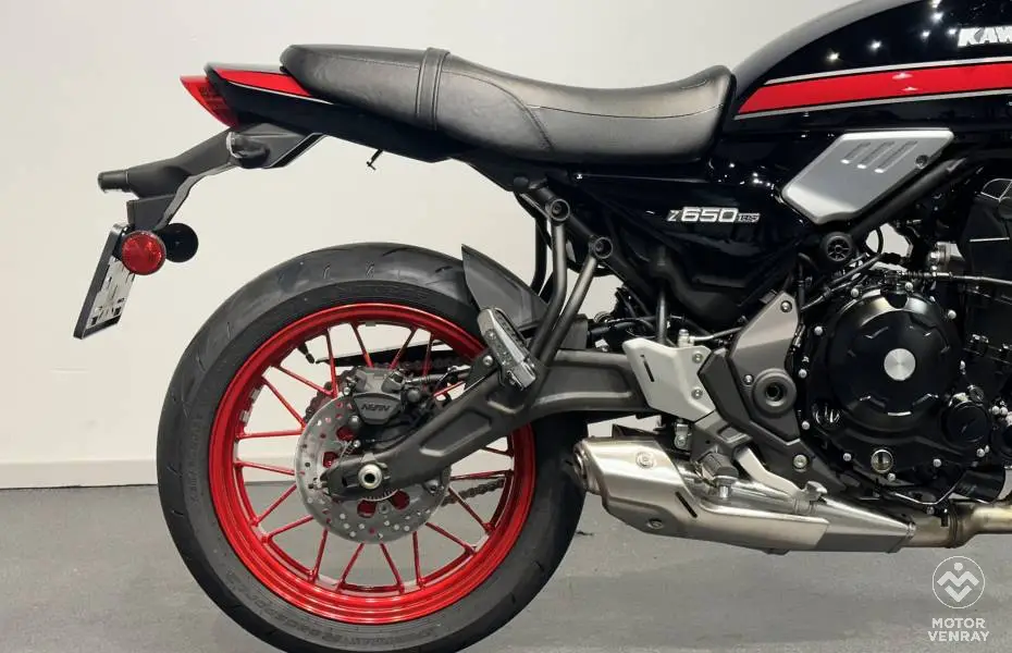 Kawasaki Z650 RS 2026