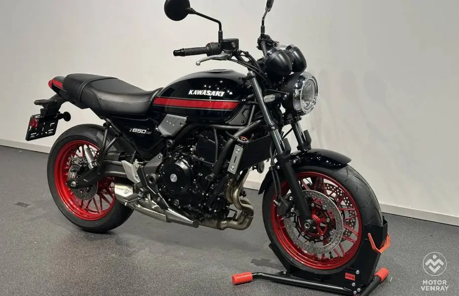 Kawasaki Z650 RS 2026