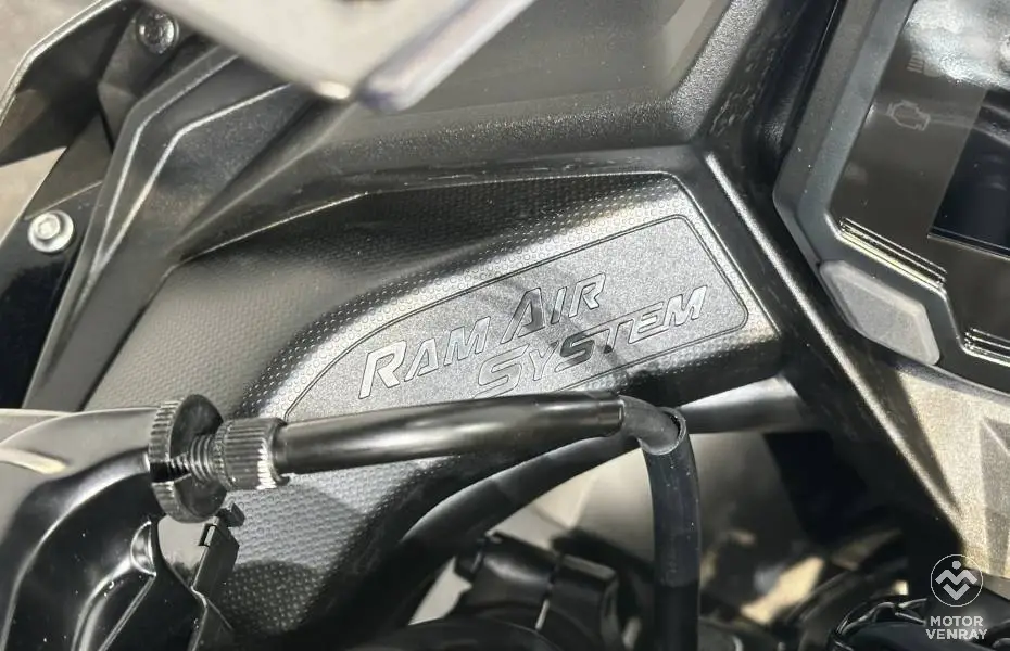 Kawasaki ZX-4RR 2026