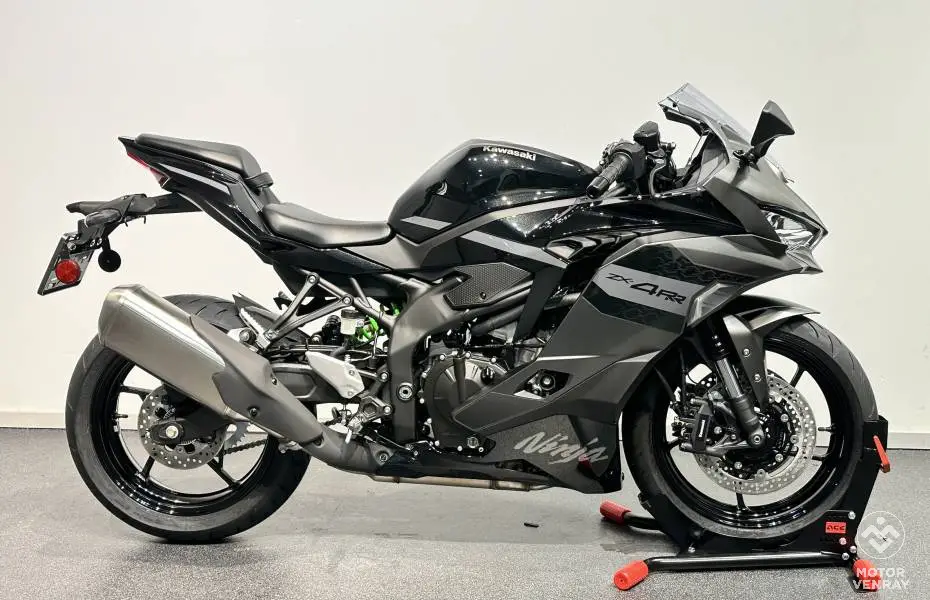 Kawasaki ZX-4RR 2026