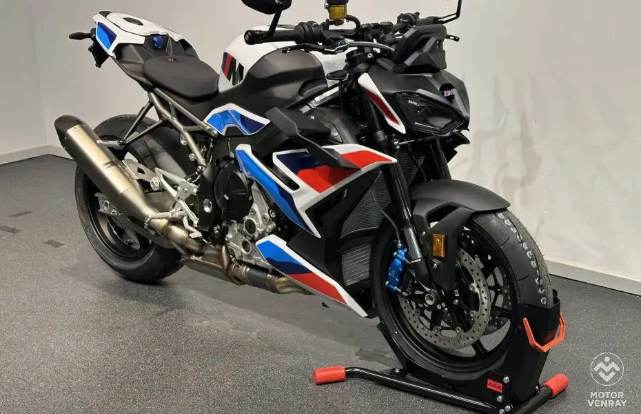 BMW M 1000 R 2026