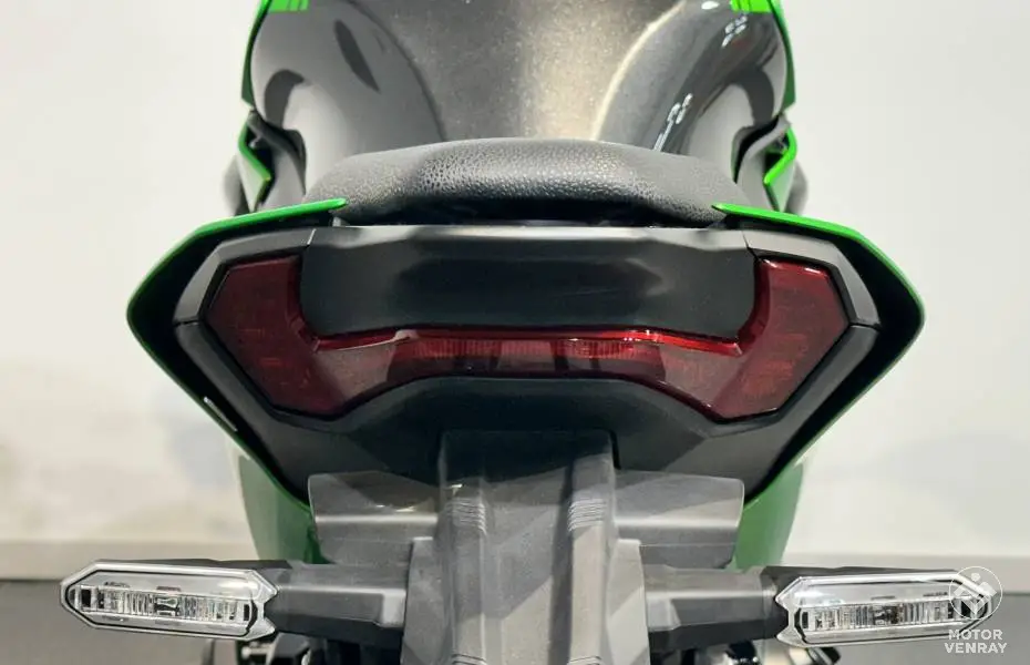 Kawasaki Z900 2026