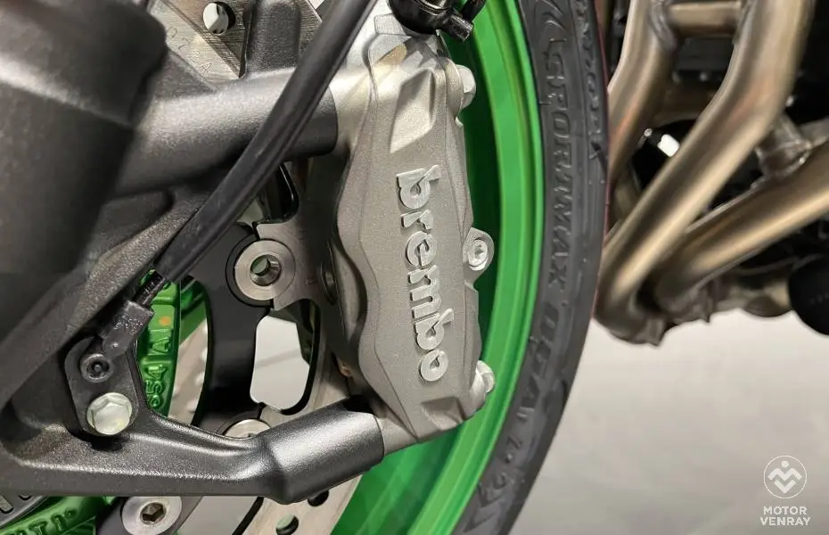 Kawasaki Z900 SE 2026