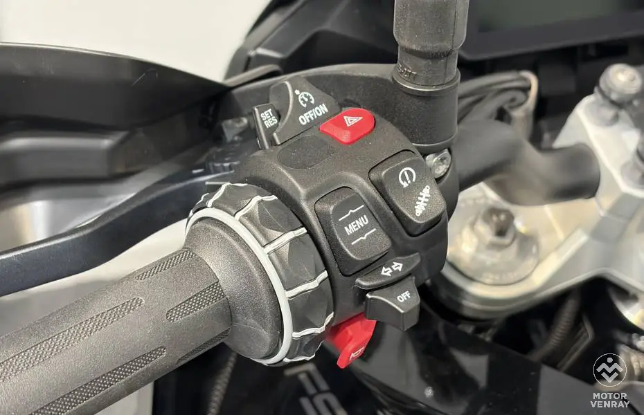 BMW F 900 XR 2026