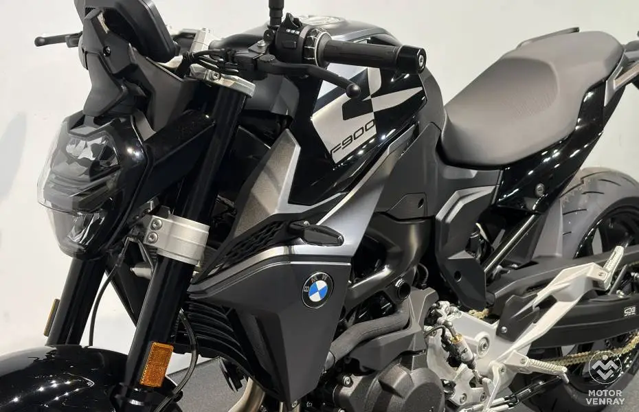 BMW F 900 R 2026