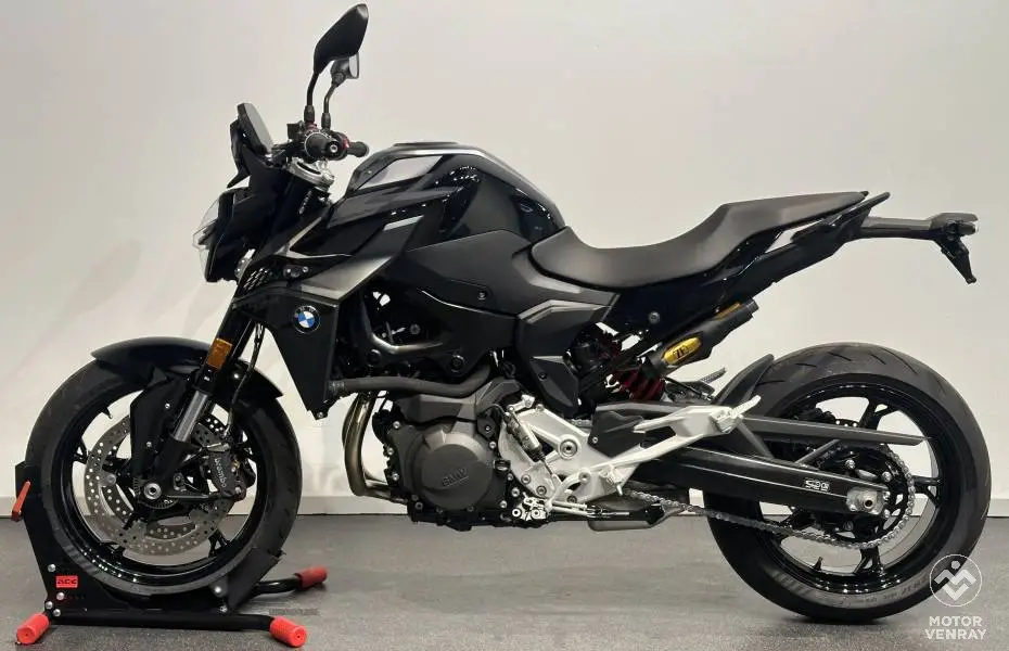 BMW F 900 R 2026