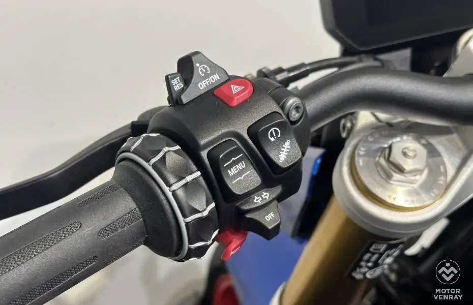 BMW F 900 R 2026