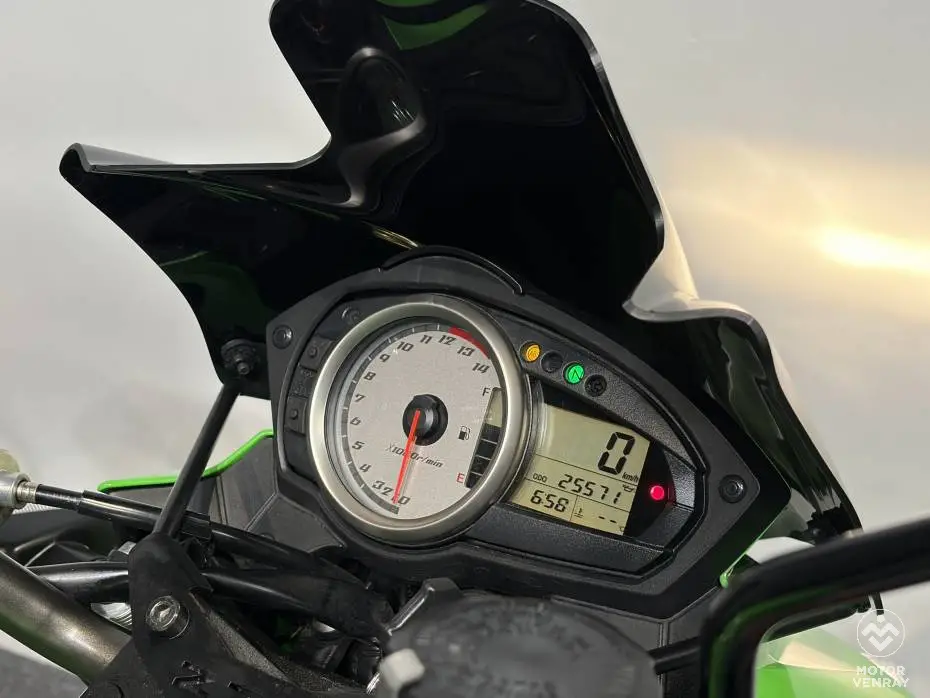 Kawasaki Z750 2011