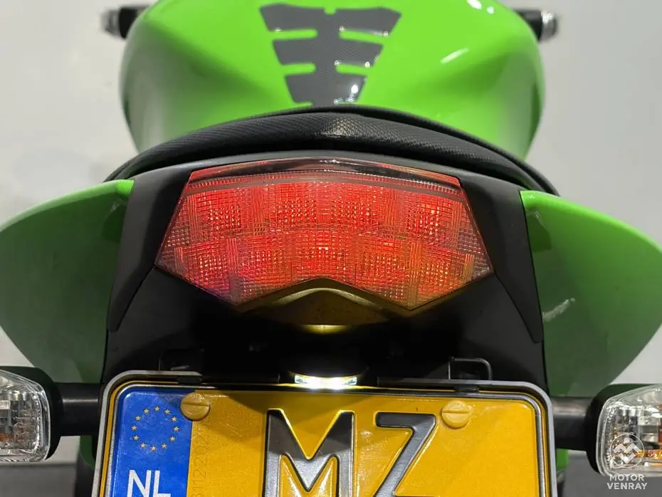 Kawasaki Z750 2011