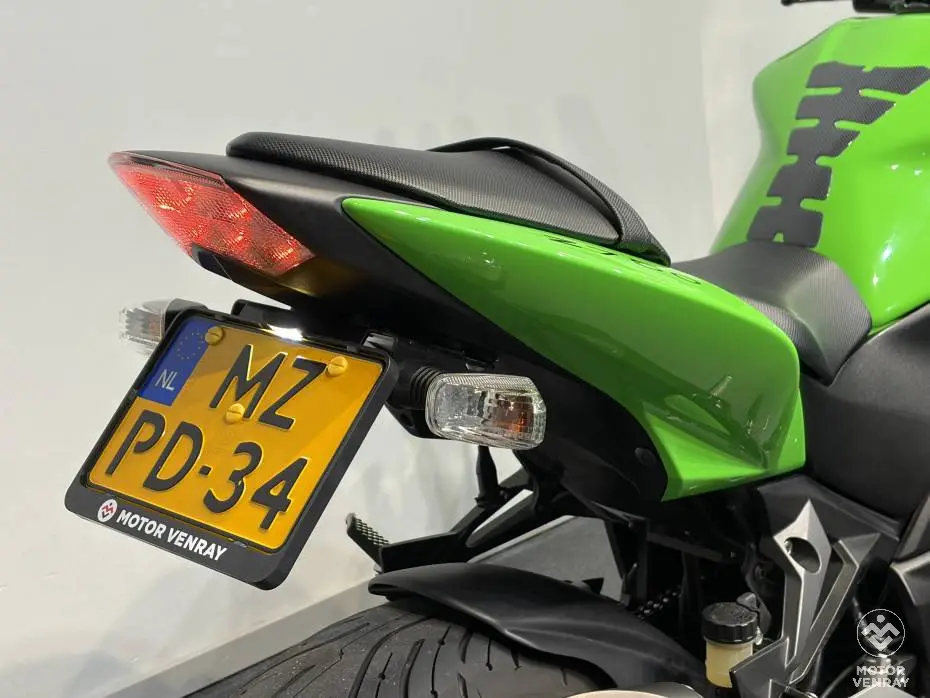 Kawasaki Z750 2011