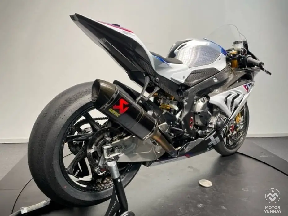 BMW HP4 Race 2017