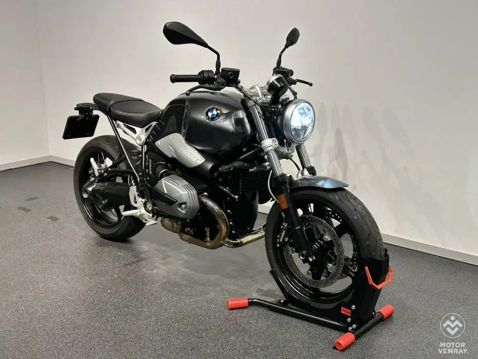 BMW R nine T Pure 2024