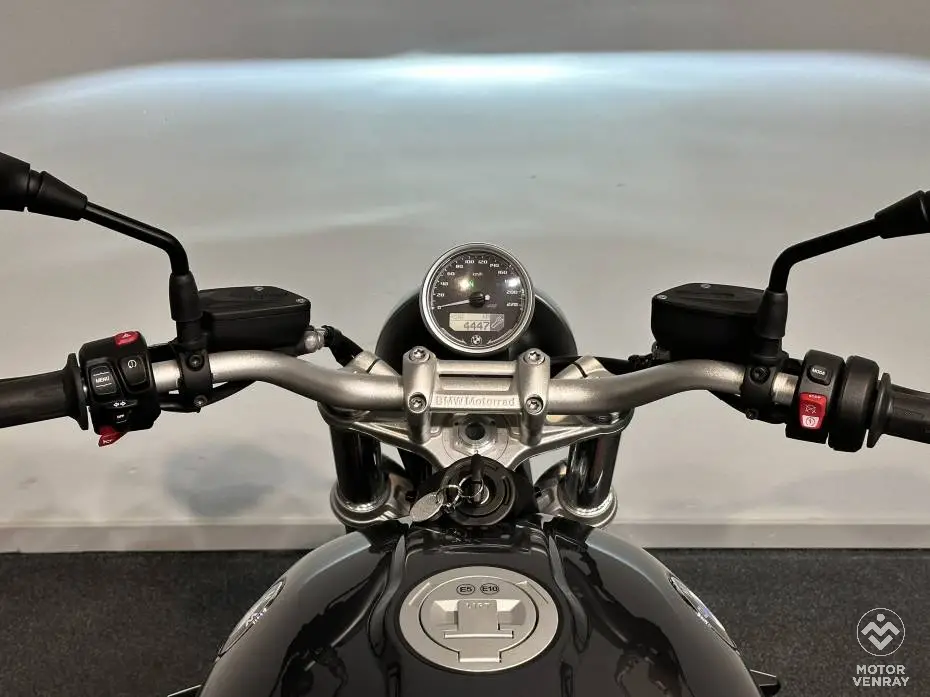 BMW R nine T Pure 2024