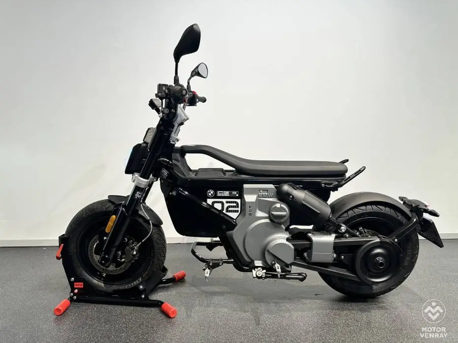 BMW CE 02 2024