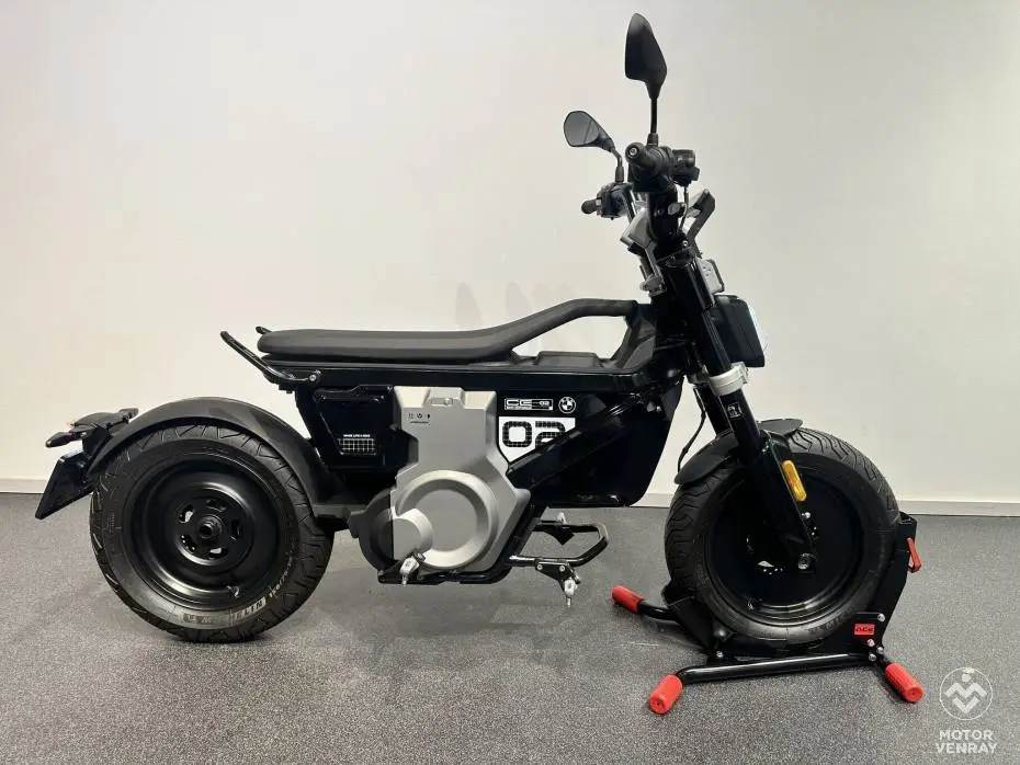 BMW CE 02 2024
