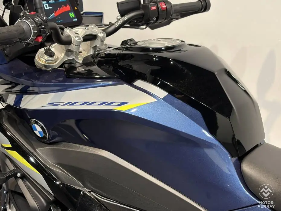 BMW S 1000 XR model E/P 2025
