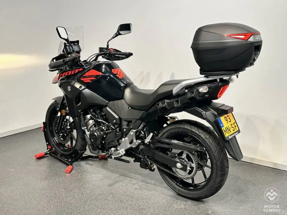 Suzuki DL250A 2021