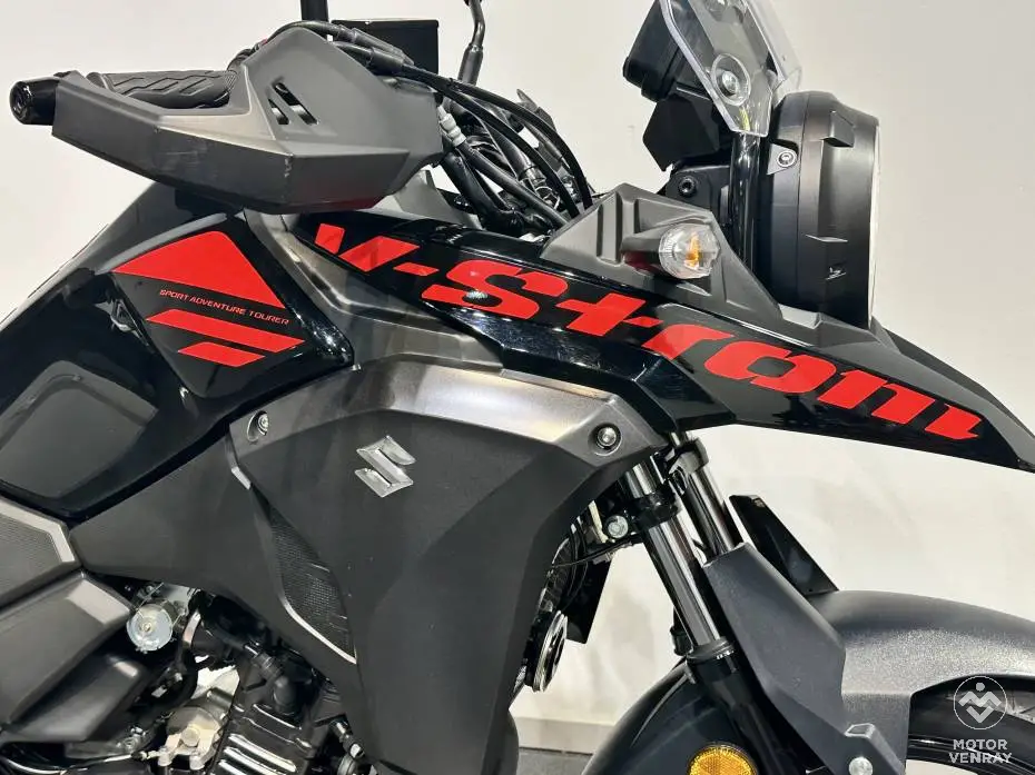 Suzuki DL250A 2021